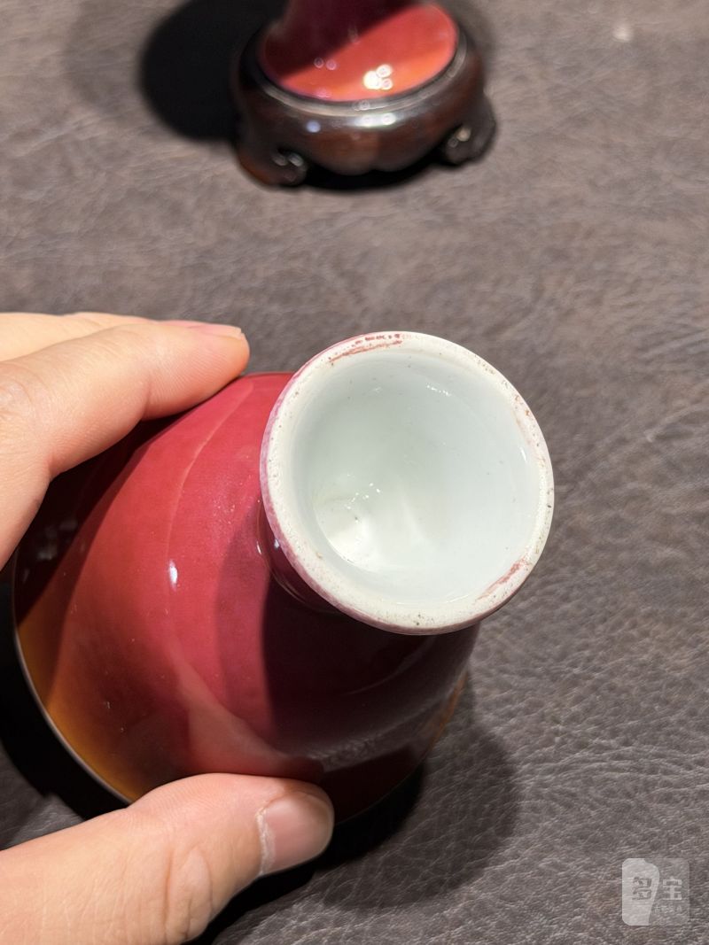 清雍正 胭脂釉高足杯一对（配木座） - 图13